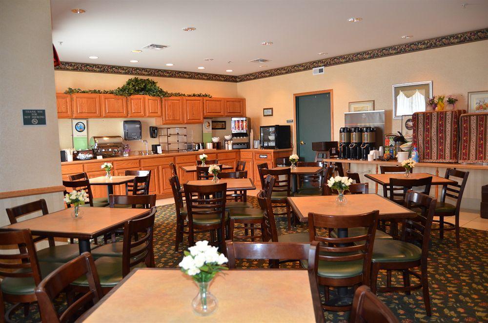Holiday Inn Express & Suites Marquette By Ihg Restaurant foto